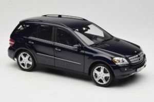 Mercedes ML W164 Tanzanite Blue ディーラー エディション Minichamps 1:18 B66962322 メタル - 画像 6/8