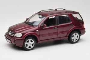 Mercedes ML55 AMG W163 レッド Maisto 1:18 50348 メタル