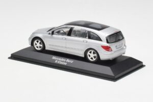 Mercedes R-Class W251 Iridium Silver Minichamps 1:43 B66962214 メタル - 画像 3/4