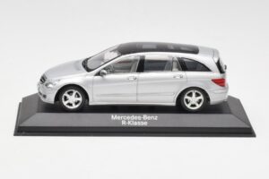Mercedes R-Class W251 Iridium Silver Minichamps 1:43 B66962214 メタル