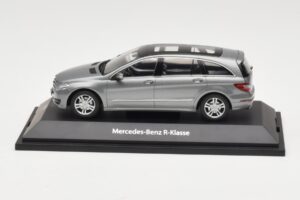 Mercedes R-Class W251 Palladium Silver Metallic Minichamps 1:43 B66960055 メタル