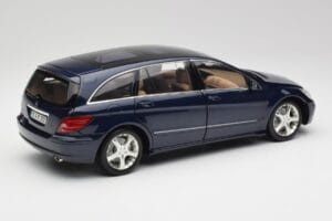 Mercedes R-Class W251 タンザナイト ブルー Minichamps 1:18 150034600 メタル - 画像 3/8