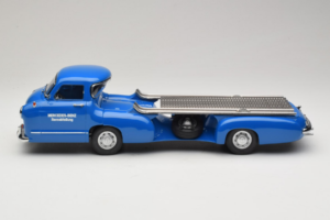 Mercedes Renntransporter Blaues Wunder iScale 1:18 118000000006-P1 メタル - 画像 3/6