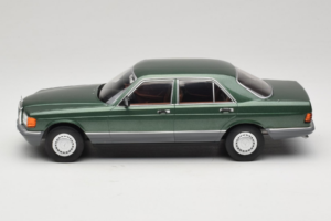 Mercedes S-Class W126 Metallic Green MCG 1:18 MCG18549 メタル - 画像 3/6