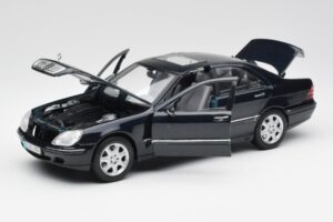 Mercedes S-Class W220 ブルー Maisto 1:18 56051 メタル - 画像 2/8