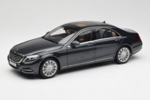 Mercedes S-Class W222 ブルーアンスラサイト Metallic Norev 1:18 B66960157 メタル