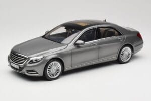 Mercedes S-Class W222 Grey Metallic Norev 1:18 183481 メタル