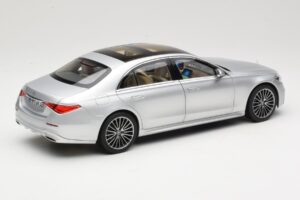 Mercedes S-Class W223 AMG Line Brilliant Silver Norev 1:18 183805 メタル - 画像 3/8