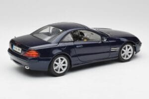 Mercedes SL 500 R230 ブルー Maisto 1:18 B66962126 メタル - 画像 3/8