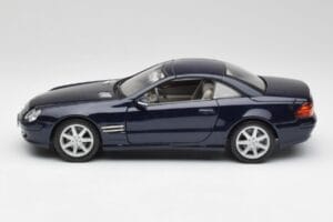 Mercedes SL 500 R230 ブルー Maisto 1:18 B66962126 メタル - 画像 4/8