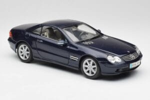 Mercedes SL 500 R230 ブルー Maisto 1:18 B66962126 メタル - 画像 6/8