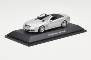 Mercedes SL 55 AMG R230 シルバー Minichamps 1:43 B66962347 メタル - 画像 2/4