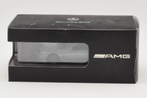Mercedes SL 65 AMG R230 シルバー Minichamps 1:43 B66960601 メタル - 画像 4/4