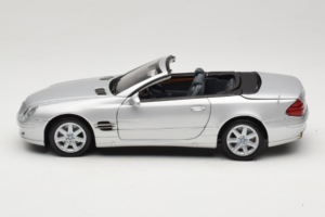 Mercedes SL R129 シルバー Minichamps 1:18 B66962133 メタル - 画像 5/10