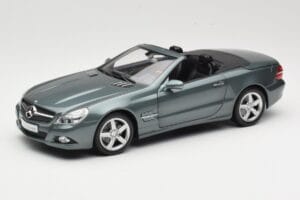 Mercedes SL R230 Amiant Green Minichamps 1:18 B66962389 メタル