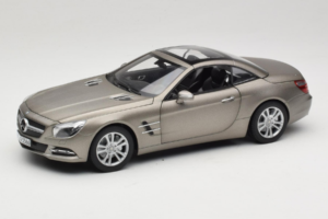 Mercedes SL500 R231 Dark Grey Matt Norev 1:18 183590 メタル - 画像 3/9