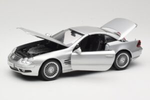 Mercedes SL55 AMG R230 シルバー Maisto 1:18 36894 メタル - 画像 2/8