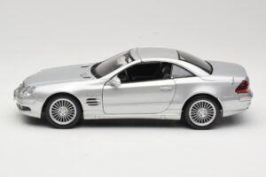 Mercedes SL55 AMG R230 シルバー Maisto 1:18 36894 メタル - 画像 4/8