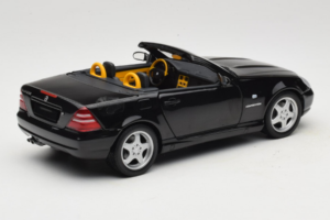 Mercedes SLK R170 230 AMG ブラック Minichamps 1:18 B66960004 メタル - 画像 3/9