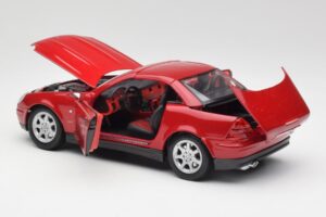 Mercedes SLK 230 R170 レッド Maisto 1:18 56023 メタル - 画像 6/9