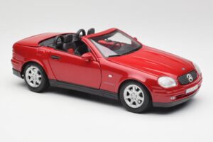 Mercedes SLK 230 R170 レッド Maisto 1:18 56023 メタル - 画像 7/9