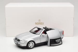 Mercedes SLK R170 Brilliant Silver Norev 1:18 183020 メタル - 画像 9/9