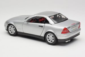 Mercedes SLK R170 ロードスター シルバー Maisto 1:18 31674 メタル - 画像 4/9