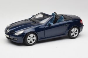 Mercedes SLK R171 ブルー Maisto 1:18 B66962190 メタル