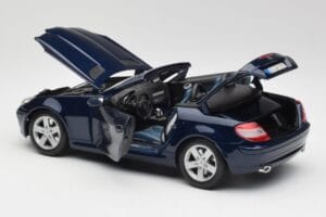 Mercedes SLK R171 ブルー Maisto 1:18 B66962190 メタル - 画像 5/8