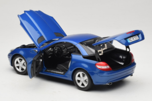 Mercedes SLK R171 Blue Metallic Minichamps 1:18 100033131 メタル - 画像 8/11
