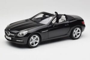 Mercedes SLK R172 マグネタイトブラック Minichamps 1:18 B66960514 メタル