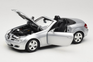 Mercedes SLK R171 シルバー Minichamps 1:18 B66962318 メタル - 画像 2/9
