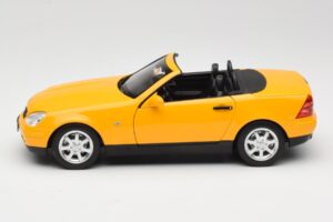 Mercedes SLK200 R170 イエロー Norev 1:18 B66040713 メタル - 画像 5/9