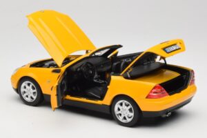 Mercedes SLK200 R170 イエロー Norev 1:18 B66040713 メタル - 画像 6/9