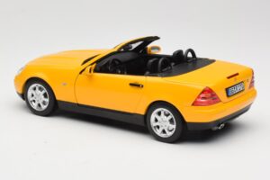Mercedes SLK200 R170 イエロー Norev 1:18 B66040713 メタル - 画像 8/9