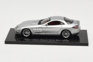 Mercedes SLR McLaren Crystal Silver Minichamps 1:43 B66961974 メタル