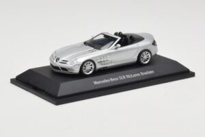 Mercedes SLR McLaren Roadster Crystal Laurit Silver Minichamps 1:43 B66961005 メタル - 画像 2/4