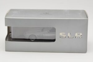 Mercedes SLR McLaren Roadster Crystal Laurit Silver Minichamps 1:43 B66961005 メタル - 画像 4/4