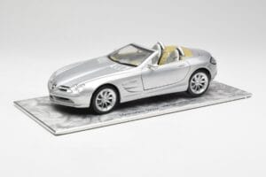 Mercedes SLR Vision Roadster リキッドシルバー Maisto 1:18 B66963208 メタル