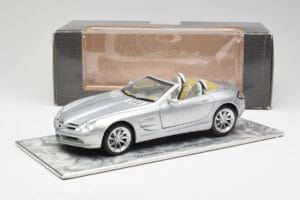 Mercedes SLR Vision Roadster リキッドシルバー Maisto 1:18 B66963208 メタル - 画像 8/8
