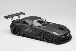 Mercedes AMG SLS C197 GT3 45周年 Driving Performance Minichamps 1:18 151133100 メタル - 画像 4/6