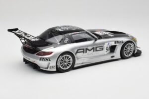 Mercedes AMG SLS C197 GT3 Team AMG China #96 M. Hakkinen / C. Cheng Zhuhai 6th 2011 Minichamps 1:18 151113196 メタル - 画像 2/6
