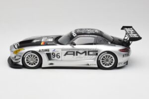 Mercedes AMG SLS C197 GT3 Team AMG China #96 M. Hakkinen / C. Cheng Zhuhai 6th 2011 Minichamps 1:18 151113196 メタル - 画像 3/6
