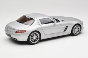 Mercedes SLS AMG C197 イリジウムシルバー Minichamps 1:18 100039026 メタル - 画像 3/8