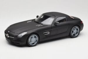 Mercedes SLS AMG C197 Matte Black Minichamps 1:18 100039027 メタル