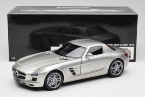 Mercedes SLS AMG C197 マットシルバー Minichamps 1:18 100039029 メタル - 画像 8/8