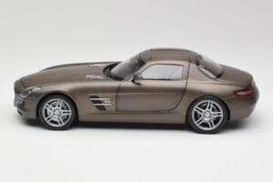 Mercedes SLS AMG C197 Monza グレー Minichamps 1:18 B66960044 メタル - 画像 4/8