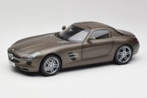 Mercedes SLS AMG C197 Monza グレー Minichamps 1:18 B66960044 メタル