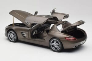 Mercedes SLS AMG C197 Monza グレー Minichamps 1:18 B66960044 メタル - 画像 5/8