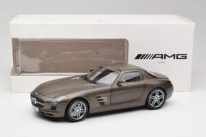 Mercedes SLS AMG C197 Monza グレー Minichamps 1:18 B66960044 メタル - 画像 8/8